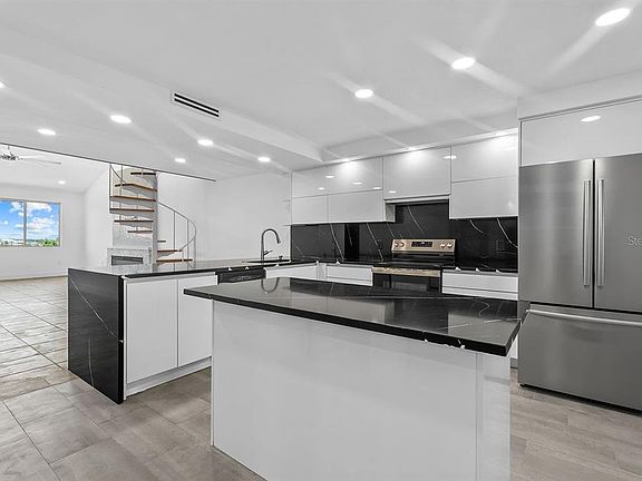 3rd image of 9604 CORTEZ ROAD W #233