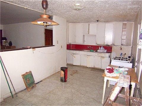 unusually large combo kitchen / dining area