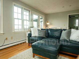 29 Prospect Ave, Hull, MA 02045