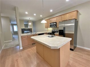 547 SE 128th Ave, Portland, OR 97233