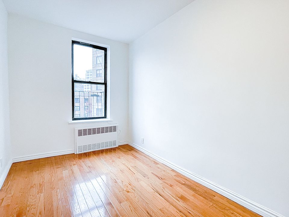 1st image of 174 W Houston St #6D