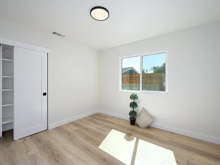 97 Everett St — Photo 24