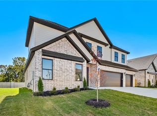 1821 Peacock Rd, Centerton, AR 72719