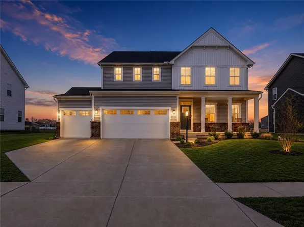 2060 Nathanial Greene Dr, Beavercreek, OH 45434