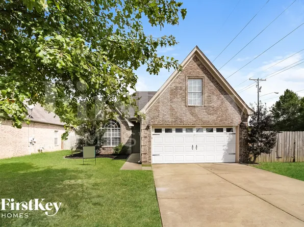 978 Parham Dr, Southaven, MS 38671