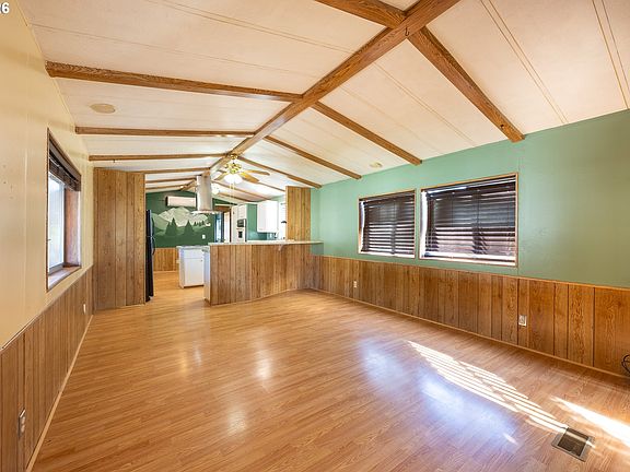 5th image of 56 Manor Loop