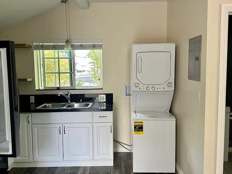 15047 Minnehaha St #ADU — Photo 2