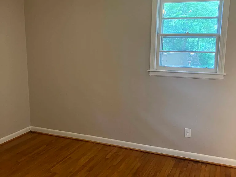 107 Oakland Ave — Photo 13