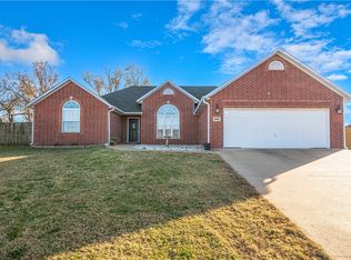 6008 David Dr, Siloam Springs, AR 72761
