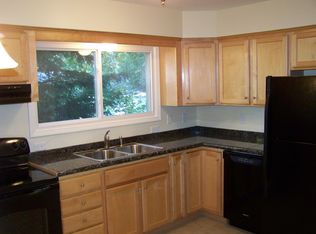 3829 Lake Dr, Robbinsdale, MN 55422