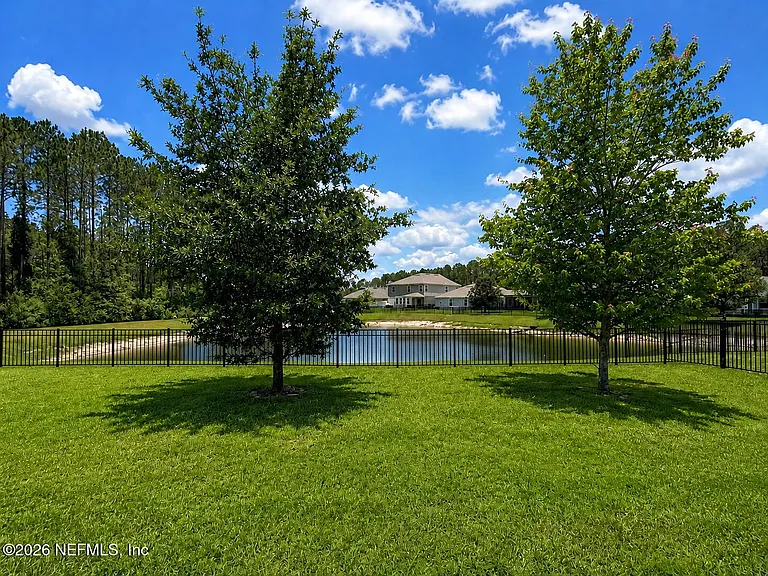 80 Balmoral Castle Dr — Photo 22