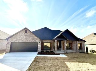 736 Powderhorn Cir, Van Buren, AR 72956