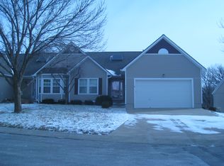 4315 S Coachman Dr #100, Independence, MO 64055