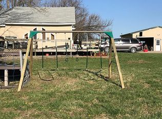 3031 Bradley Dr, New Bloomfield, MO 65063