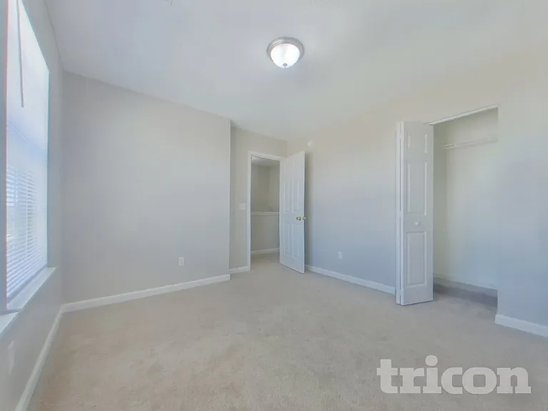 390 Fox Trot Dr — Photo 14
