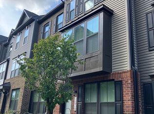 13919 Airfoil Rd, Herndon, VA 20171