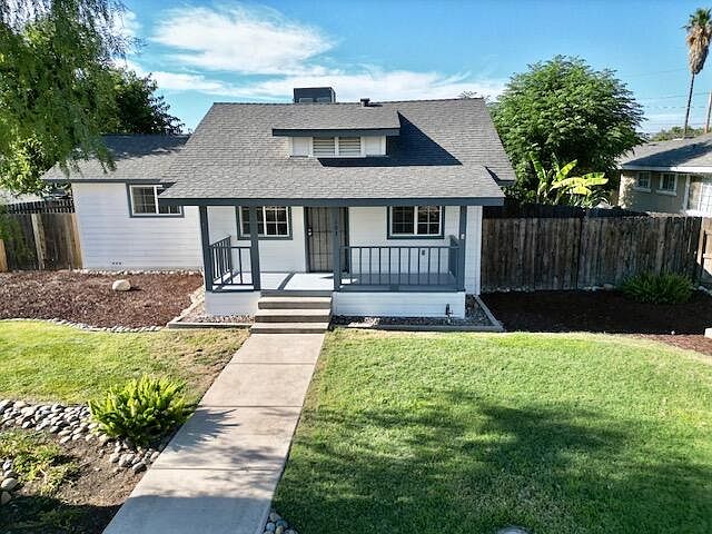 1st image of 103 E Firebaugh Avenue