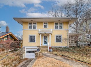 5811 Charlotte St, Kansas City, MO 64110