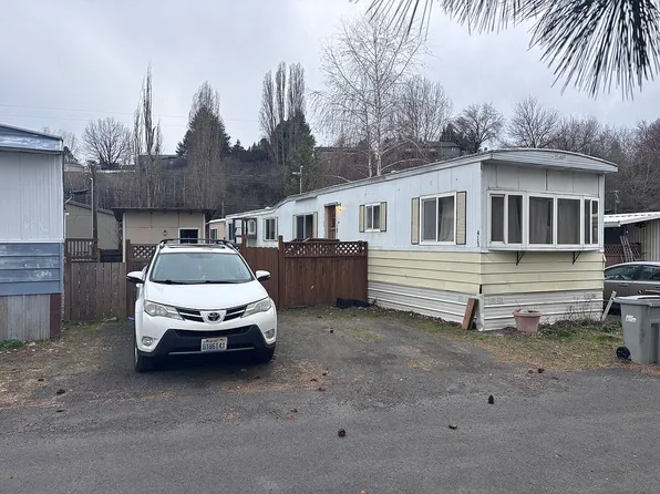 1155 SE Professional Mall Blvd Trailer 413, Pullman, WA 99163