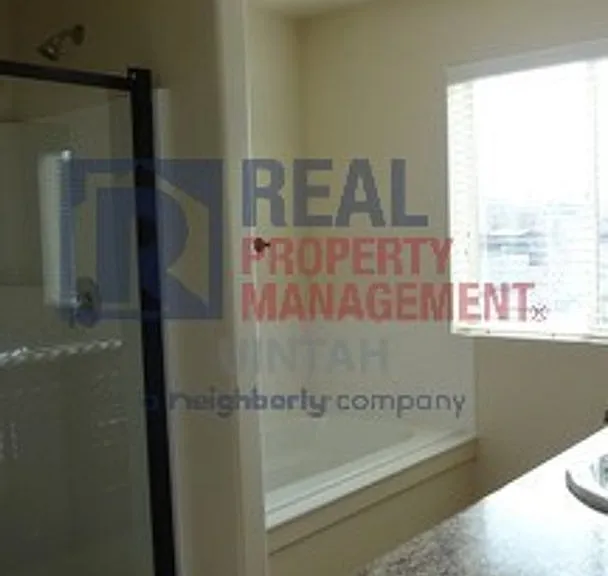 420 E Gray Fox Ln — Photo 7
