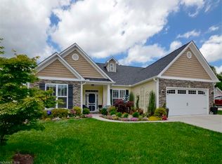 117 Creekwalk Ln, Hendersonville, NC 28792