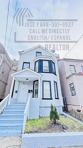 64 12th Ave #300 Photo 1