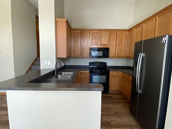 2nd image of 5157 Farnham Dr N
