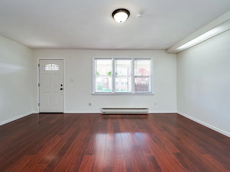 4 S Buttonwood St — Photo 6