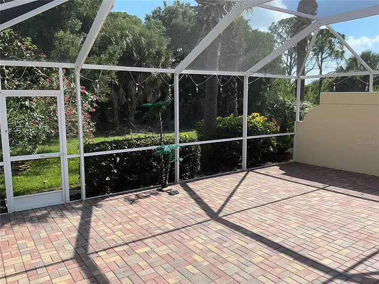8004 Camminare Dr — Photo 6