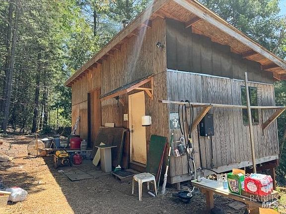 4th image of 29300 Pinecrest Road