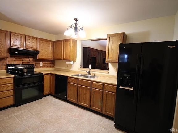 2nd image of 8721 Emeraldgate Dr