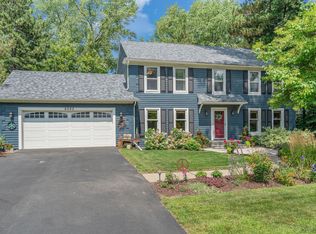 8042 Galway Rd, Woodbury, MN 55125