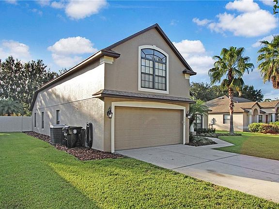 2nd image of 1123 Oak Landing Dr