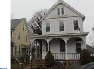 67 7th St, Salem, NJ 08079