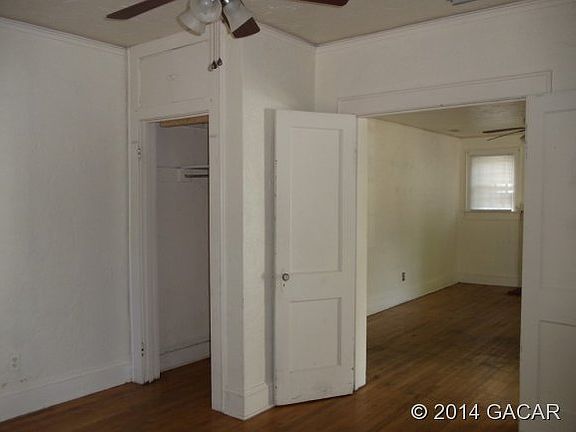 5th image of 419 NW 14th St