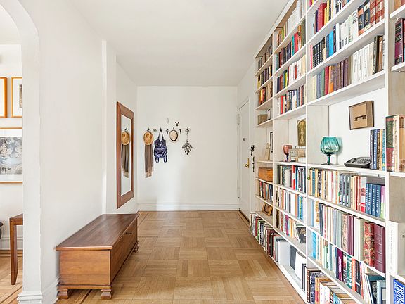 4th image of 30 Ocean Pkwy APT 6F