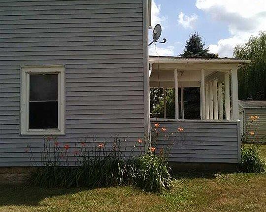 3rd image of 1214 N Blackstone St