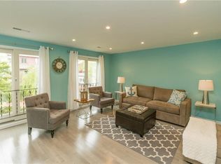 319 Swans Wharf Row, Newport, RI 02840