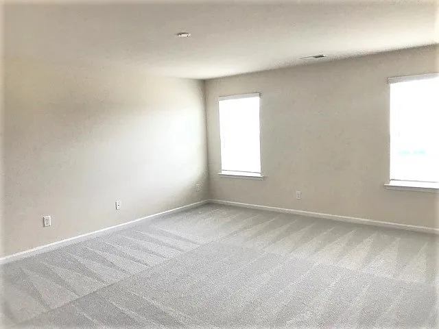 246 Kennerly Ave — Photo 7