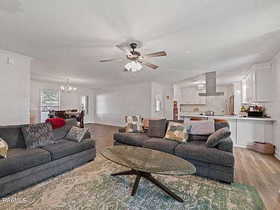 2nd image of 411 Ducote Dr