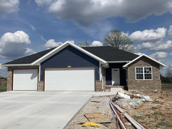 520 N Stella Court, Willard, MO 65781