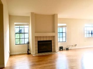 1817 Chalcedony St, San Diego, CA 92109