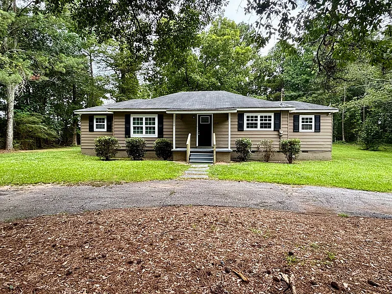 1791 Harbins Rd — Photo 1