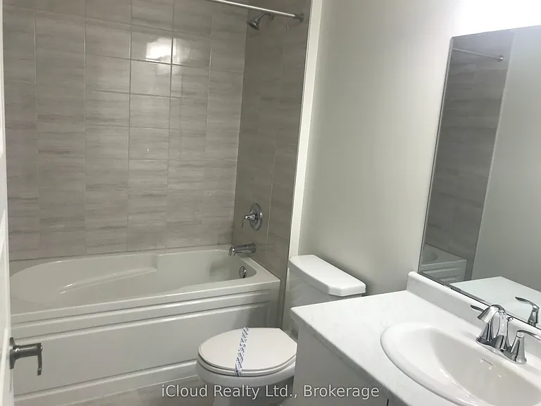 128 Grovewood Cmn #220 — Photo 16
