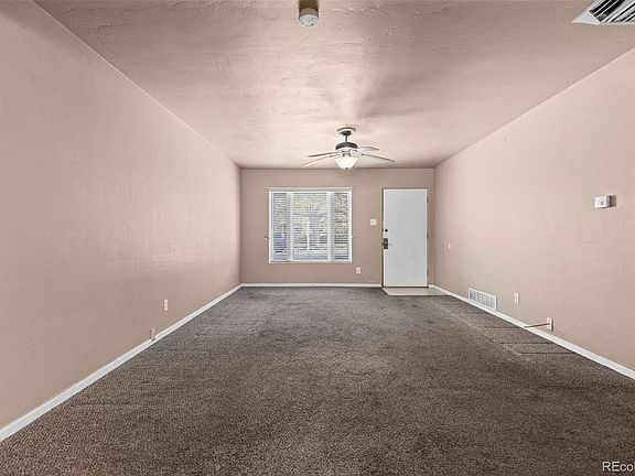 5th image of 1283 Racine Street