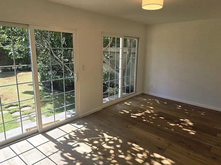 8323 Georgetown Ave — Photo 6