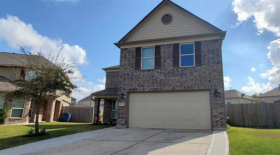 1st image of 15630 S Early Dusk Cir