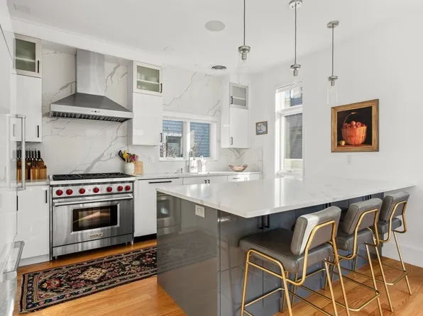 88 Highland Ave, Cambridge, MA 02139