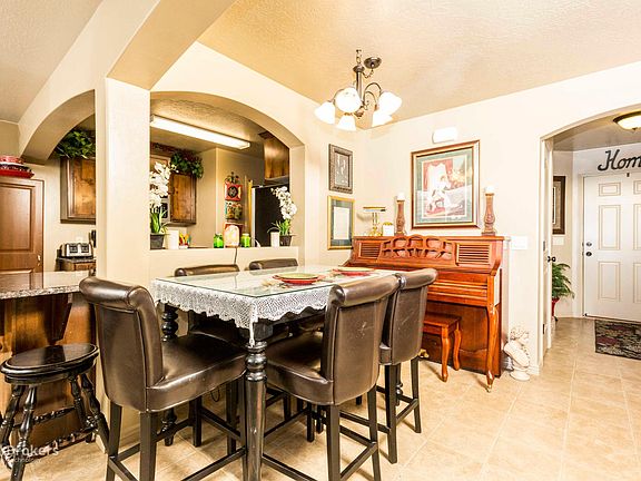 4th image of 1000 E Bluff View Dr Unit 21