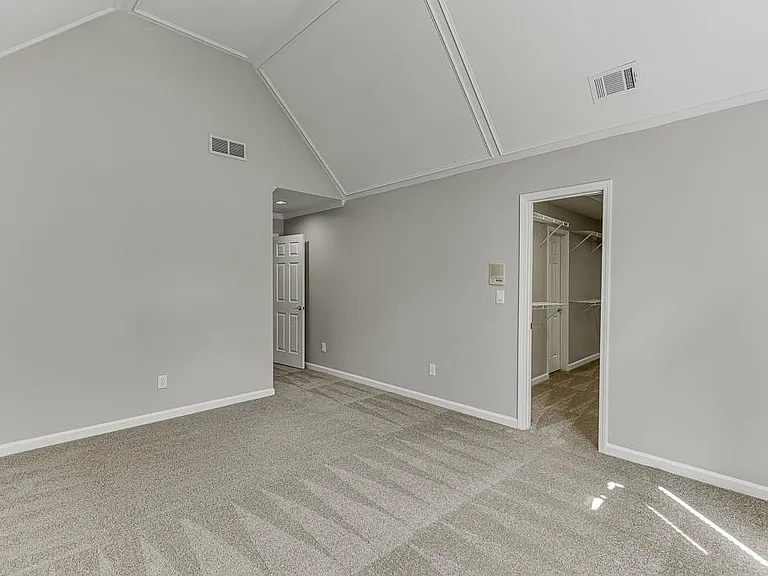 9345 Riverclub Pkwy — Photo 38